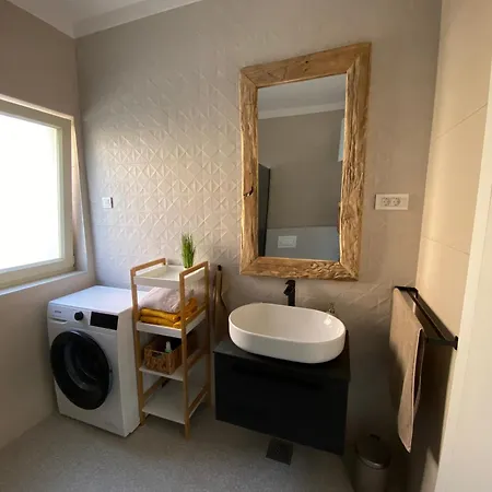 Apartment Dara Vir