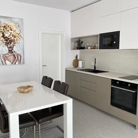 Apartment Dara
